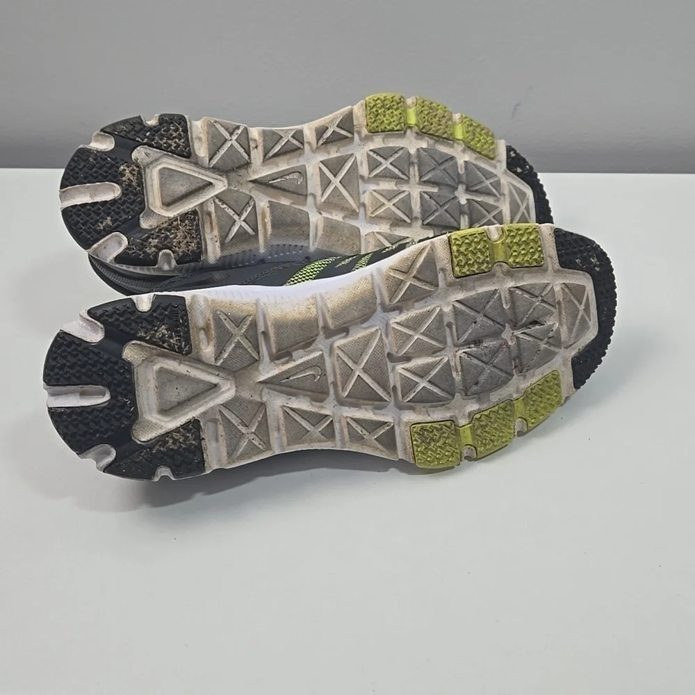 Nike Boys Flex Show TR5 Black and Neon